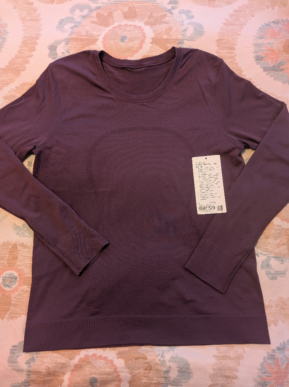 lululemon athletica Long Sleeve Seamless Crew - Plum